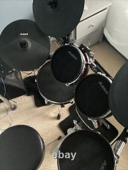 Alesis Crimson Mesh Electronic Drum Kit Complete with Custom Amp, hardly Used