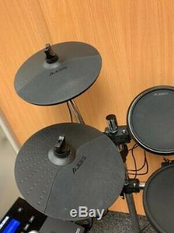 Alesis Forge 8pc electronic Drum Kit g049100205565lhh