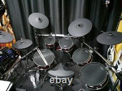 Alesis Strike Pro 11pc electronic drum kit + Extra's