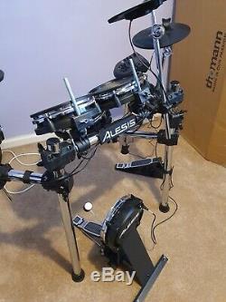 Alesis Surge Mesh Electronic Drum Kit Excellent Condition