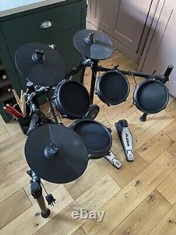 Alesis nitro mesh drum kit Good condition