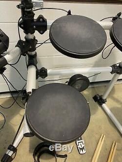 Axus AXK2 Electric Drum Kit / Electronic Digital Drums / Inc Headphones & Pedal