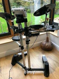 Beginners' Electronic Drum Kit Roland HD-1 V Drum Lite Electronic Drum Kit