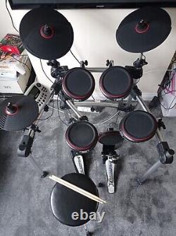 Drum kit Carlsbro CSD200 + stool + pedal