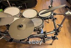 Efnote 3 E Drum kit (white) plus full rack and bags in excellent condition