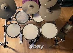 Efnote 3 E Drum kit (white) plus full rack and bags in excellent condition