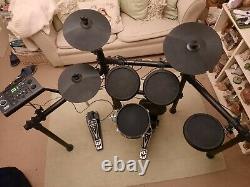 Electronic drum kit, G4U used only 5 times. Mesh snare, vinyl drums & cymbals