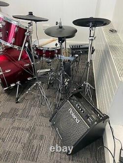 Hybrid acoustic electronic drum kit Roland TD-17kvx based