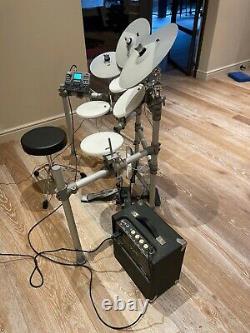 Kat KT2 electronic drum kit, used, excellent condition. Amp included