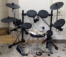 Legacy Electronic DD-505 E- Drum Kit, Stool, Headphones, Drum Sticks, VG Cond