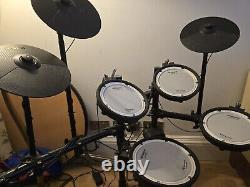ROLAND TD-1DMK Electronic V-Drum kit with kick, headphones, stool, key & sticks