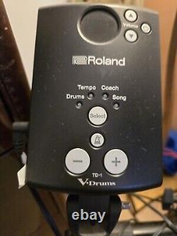 ROLAND TD-1DMK Electronic V-Drum kit with kick, headphones, stool, key & sticks