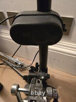 ROLAND TD-1DMK Electronic V-Drum kit with kick, headphones, stool, key & sticks