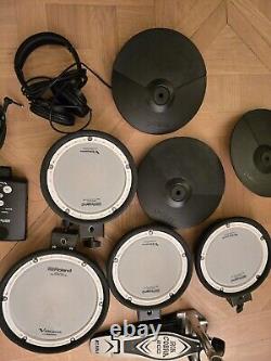ROLAND TD-1DMK Electronic V-Drum kit with kick, headphones, stool, key & sticks