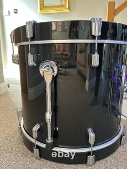 Roland KD200 MS Electronic Kick Drum 20 x 16 Incl. Drum Case