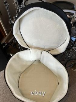 Roland KD200 MS Electronic Kick Drum 20 x 16 Incl. Drum Case