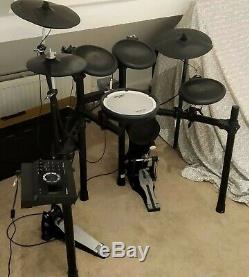 Roland TD17KL V-Drums Electronic Drum Kit w. Hi-Hat & Bass Pedal TD-17K-L