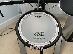 Roland TD1-KV Electronic Kit + Roland PM-03 Drum Monitor + Stool + Accessories