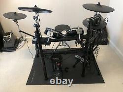 Roland TD25 KV Electronic Drum Kit + Monitor, Headphones and Mapex Hi Hat