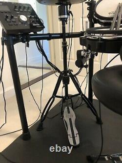 Roland TD25 KV Electronic Drum Kit + Monitor, Headphones and Mapex Hi Hat