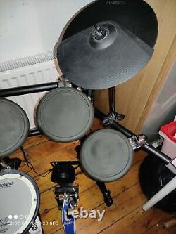 Roland TD3 electronic drum kit with, sticks, stool and amplifier