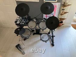 Roland TD6V Drum Kit with Mesh Drums and Extra Cymbal Pads