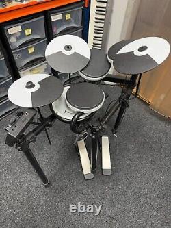 Roland TD-02K V-Drums Electronic Drumkit White/Black