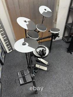 Roland TD-02K V-Drums Electronic Drumkit White/Black