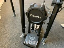 Roland TD-11 V-Compact V-Drum Electronic Drum Kit (with Roland PM-100 Monitor)