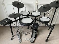 Roland TD-17KVX V-Drums Electronic Drum Kit 9 Months Old. Including Kick Pedal