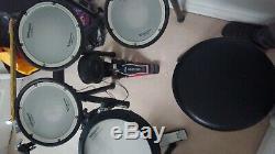 Roland TD-17 KV Electronic Drum kit, RDV-RV drum stool, RH200 and DW5000 pedal