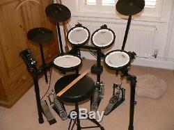 Roland TD-1DMK V-Drums Electronic Drum Kit. HARDLY EVER USED