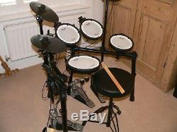 Roland TD-1DMK V-Drums Electronic Drum Kit. HARDLY EVER USED