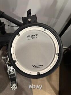 Roland TD-1KPX2 E-Drum Set (inc. Throne, Mat, Pedal, Caddy, Sticks, Headphones)