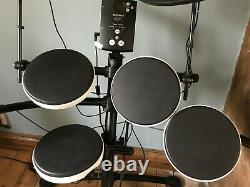 Roland TD-1K Electronic V Drum Kit + music book barely used, great condition