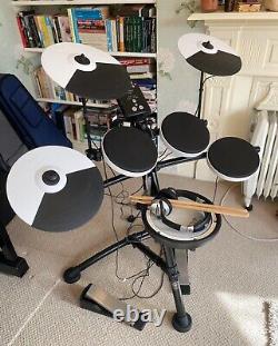 Roland TD-1K V-Drums Electronic Drum Kit with Snare Pad and Headphones and Stool