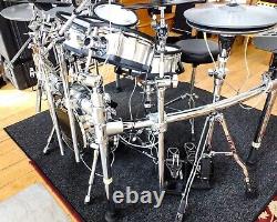 Roland TD-20KX V-Drums with BIG additions, Tama/Pearl hardware + hard cases