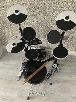 Roland TD-4KP Electronic Drum Kit with Stool, Headphones, Base Pedal, Amp