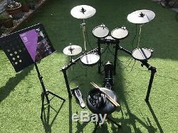 Roland TD-4 K Electronic Drum Kit Including All Accessories