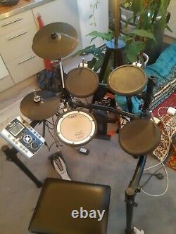 Roland TD-9K Electronic Drums Good Condition. Refurbished high-hat pedal