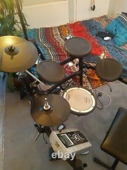 Roland TD-9K Electronic Drums Good Condition. Refurbished high-hat pedal