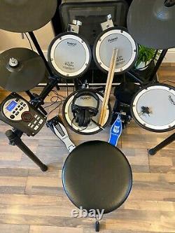 Roland Td-11kv Electronic Drum Kit With Drum Stool, Bass Pedal & Headphones