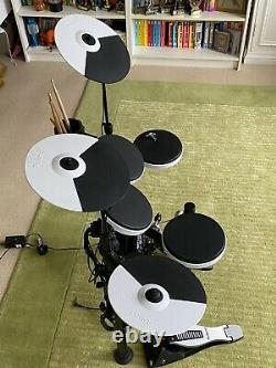 Roland V-Drums Portable TD-4 Electronic Drum Kit