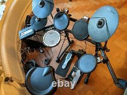 Roland electronic drum kit + Seat