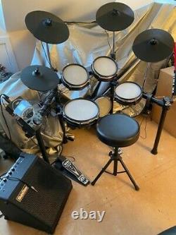 WHD 600DX Mesh Electronic Drum Kit & 30W Amp