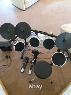 Xd8 usb behringer electronic drum kit set little use xd8usb complete set up