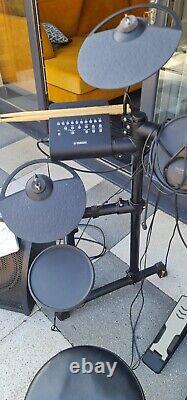 Yamaha DTX400K Electronic Digital Drum Kit + Amp + Headphones + Sticks