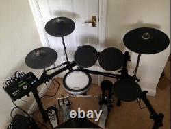 Yamaha DTX522k electric drum kit