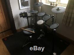 Yamaha DTX532K Electronic Drum Kit with Laney Drum Hub and More Nearly new