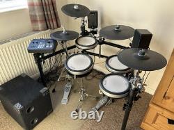 Yamaha DTX750K Electric Drum Kit plus Yamaha Sub and Tops Speakers MS50DR